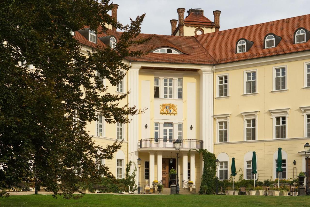 Schloss リュベナウ エクステリア 写真